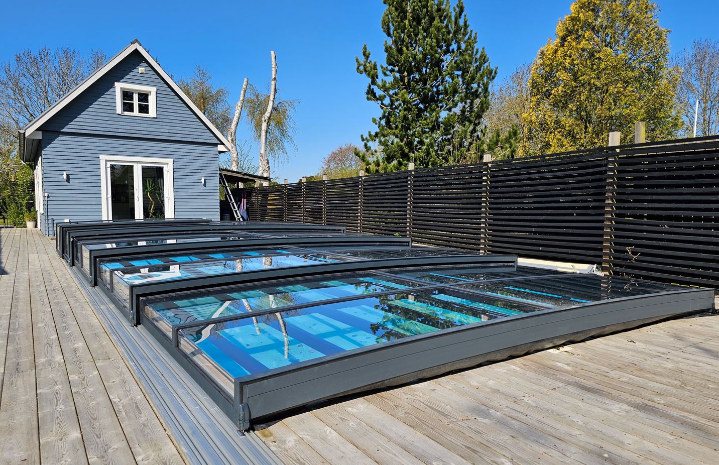 Pooloverdækning ICON KIT S2 4×8 (klart glas, sidedør, enkelt skinne, antracit)