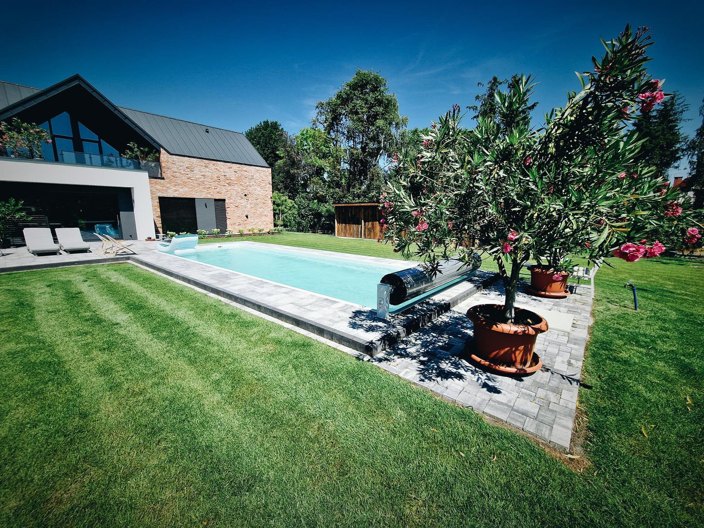 Glasfiberpool Jamaica 11,25m x 3,75m x 1,50m