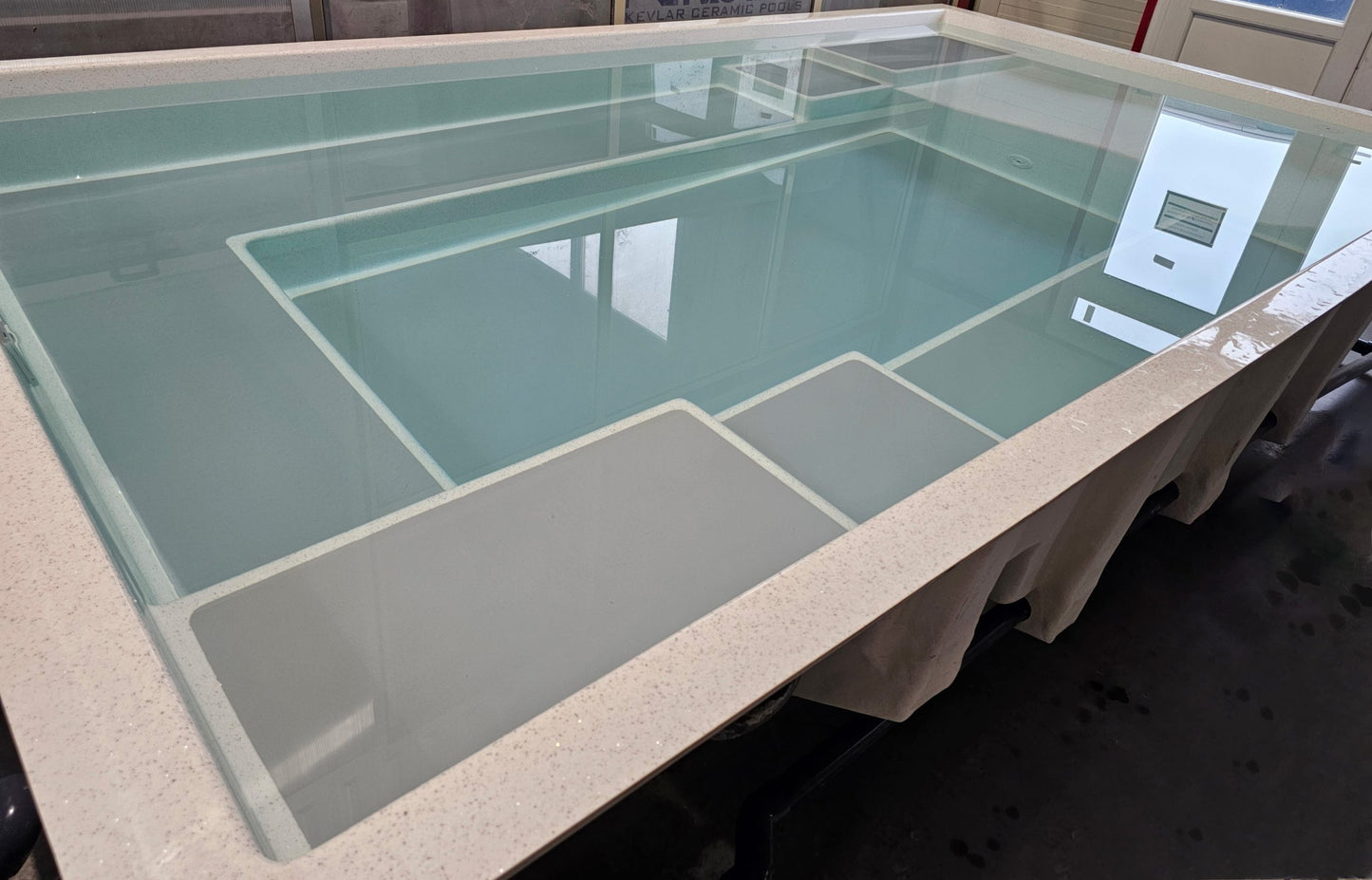 Minipool Wellnesspool MIRA390 388x228x80