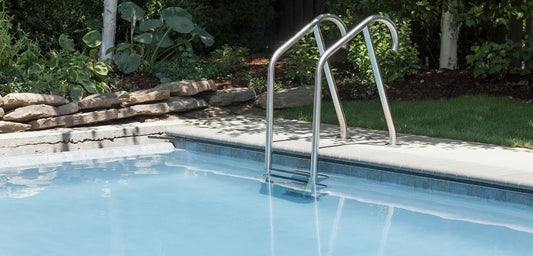 Findes der en foldbar poolstige?